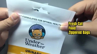 yellow plastic packaging bag with zipper for cats food